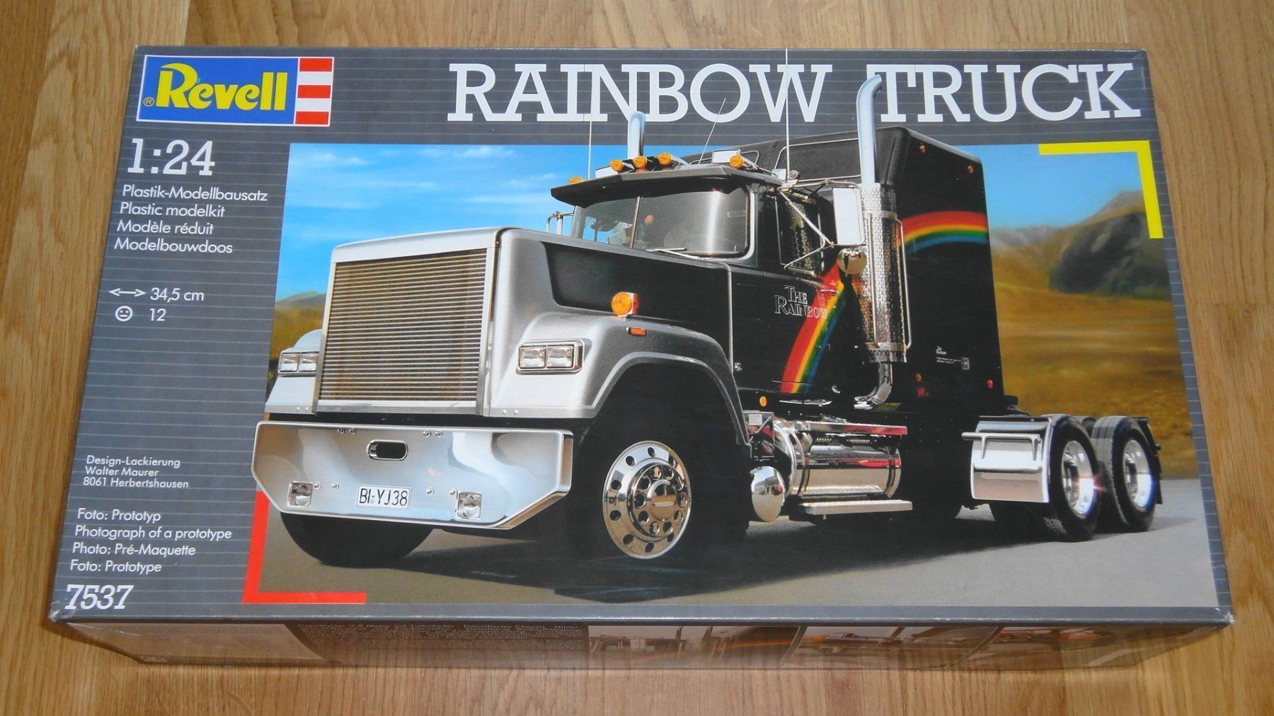 Revell Kit di modellismo & Modellini statici: Revell Rainbow Truck 1:24 – Usato da Frümsen venduto da Malibu69