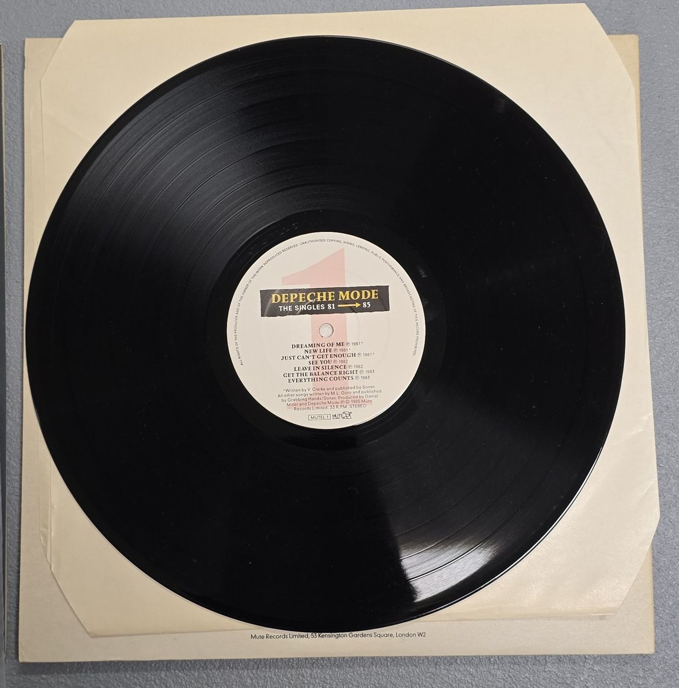 Dischi in vinile: 4 LPs Depeche Mode 80er Jahre – Usato da Biberist venduto da Sienna09 5