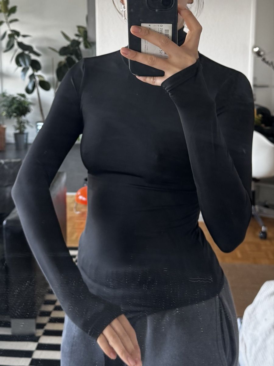 Tops: Black Turtleneck Bodysuit, Long Sleeve – Neu (gemäss Beschreibung) aus Zürich von forestF4iry