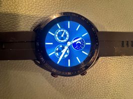 Sport-Smartwatch / Fitness-Uhr mit Touch-Display & Ladekabel