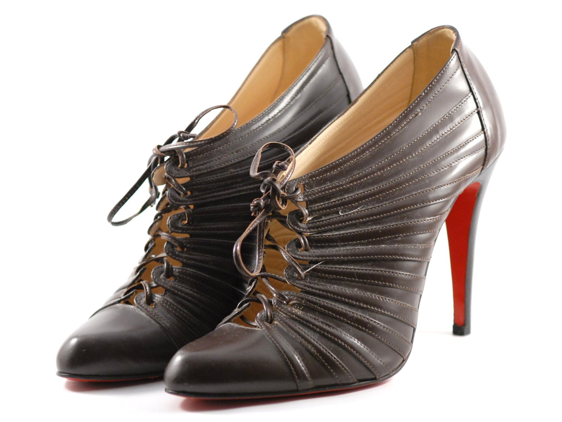 Christian Louboutin Scarpe da donna: Superbes bottines Louboutin t.39 – Usato da Clarens venduto da alice_merveilles 1