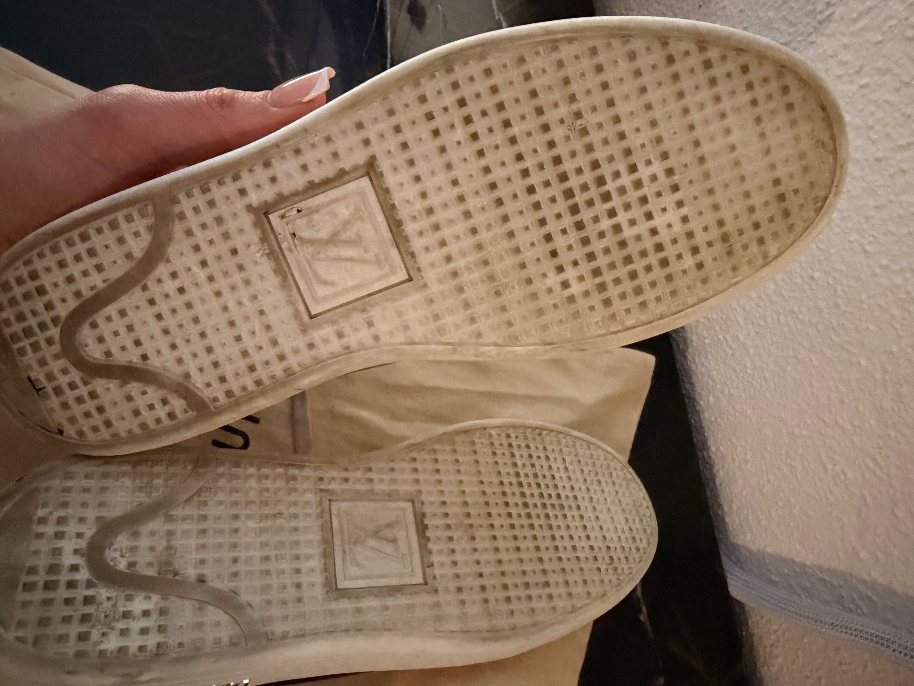 Damenschuhe: Zeitlos iconic Louis Vuitton Chic Sneakers – Neu (gemäss Beschreibung) aus Richterswil von LCKYM7 6