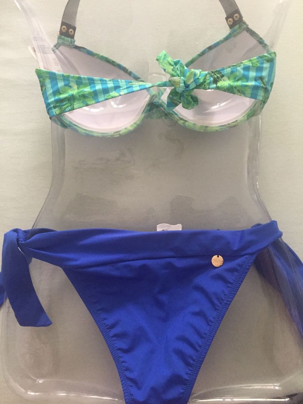 Badekleider & Bikinis: Schöner Bras.spezieller Qualität Bikini – Neu und originalverpackt aus Zell  ZH von maria0100 6