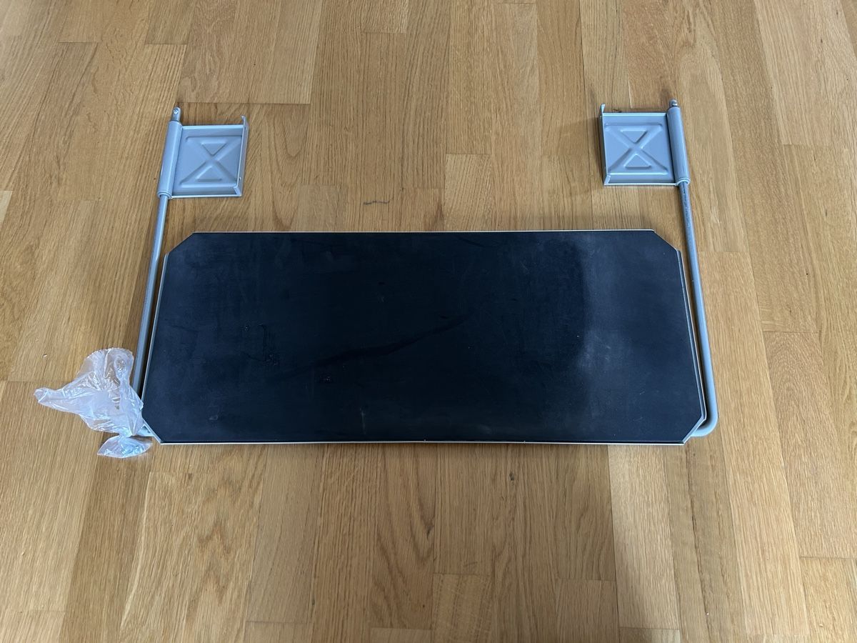 Supporti per strumenti musicali & leggii: IKEA Summers Universal Keyboard Storage – Usato da Regensdorf venduto da WetTowel42