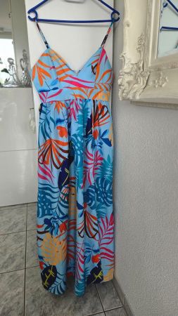 Sommerliches Maxikleid mit Muster, Grösse 40 Blau