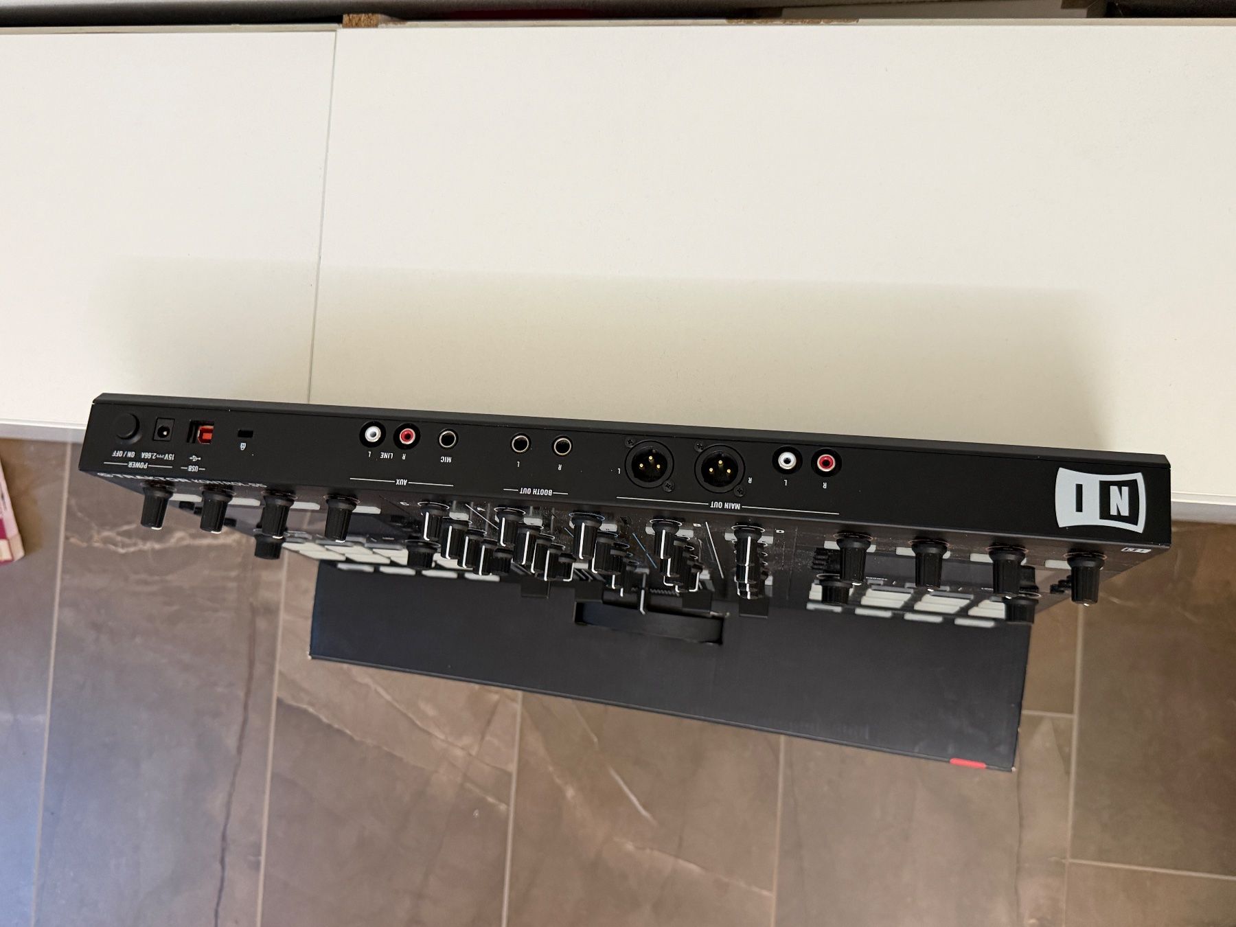Traktor Console di mixaggio: Traktor Kontrol S5 DJ Controller | TOP-Zustand – Usato da Zürich venduto da MarCat01 3