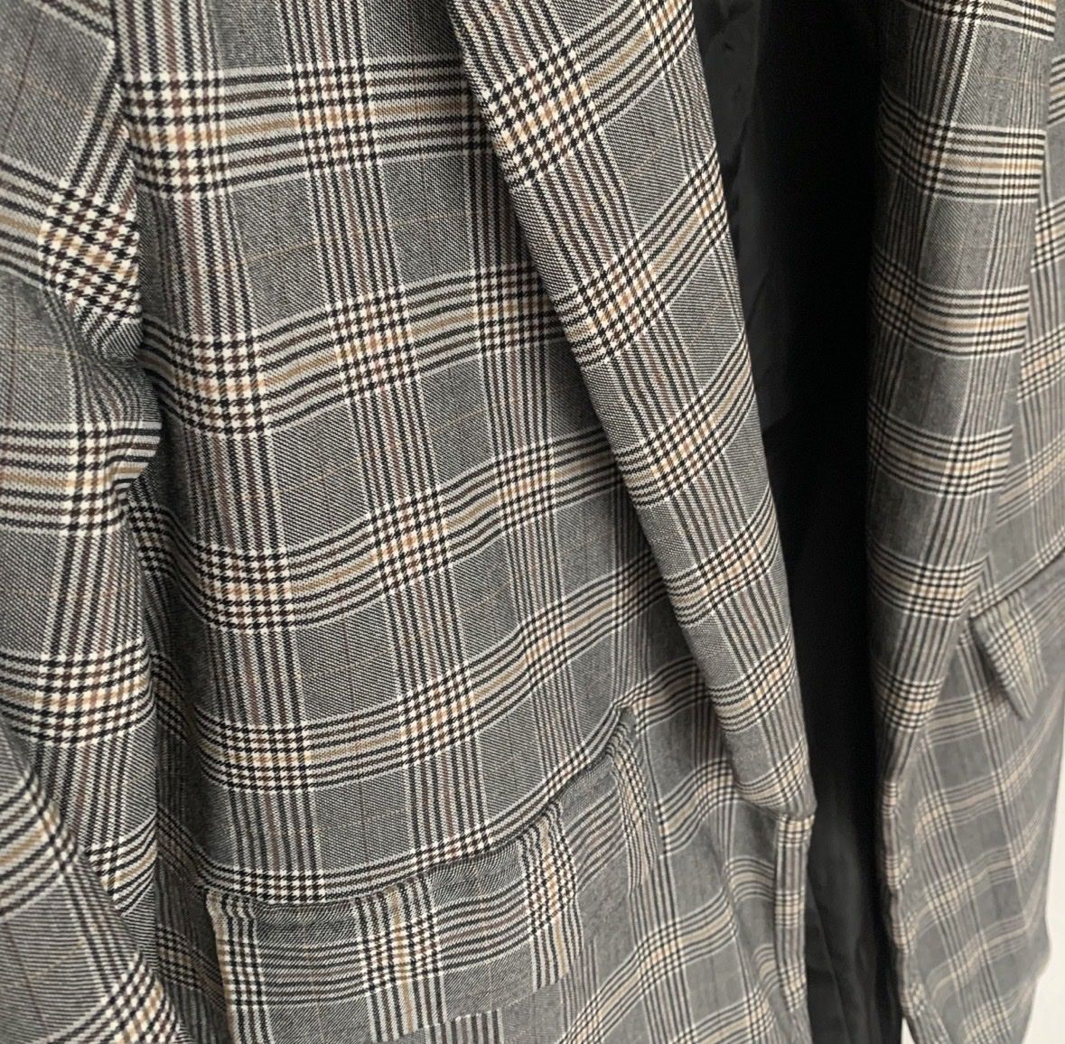 Giacche: Blazer kariert grau beige Grösse L – Usato da Turgi venduto da MsMinouche 4