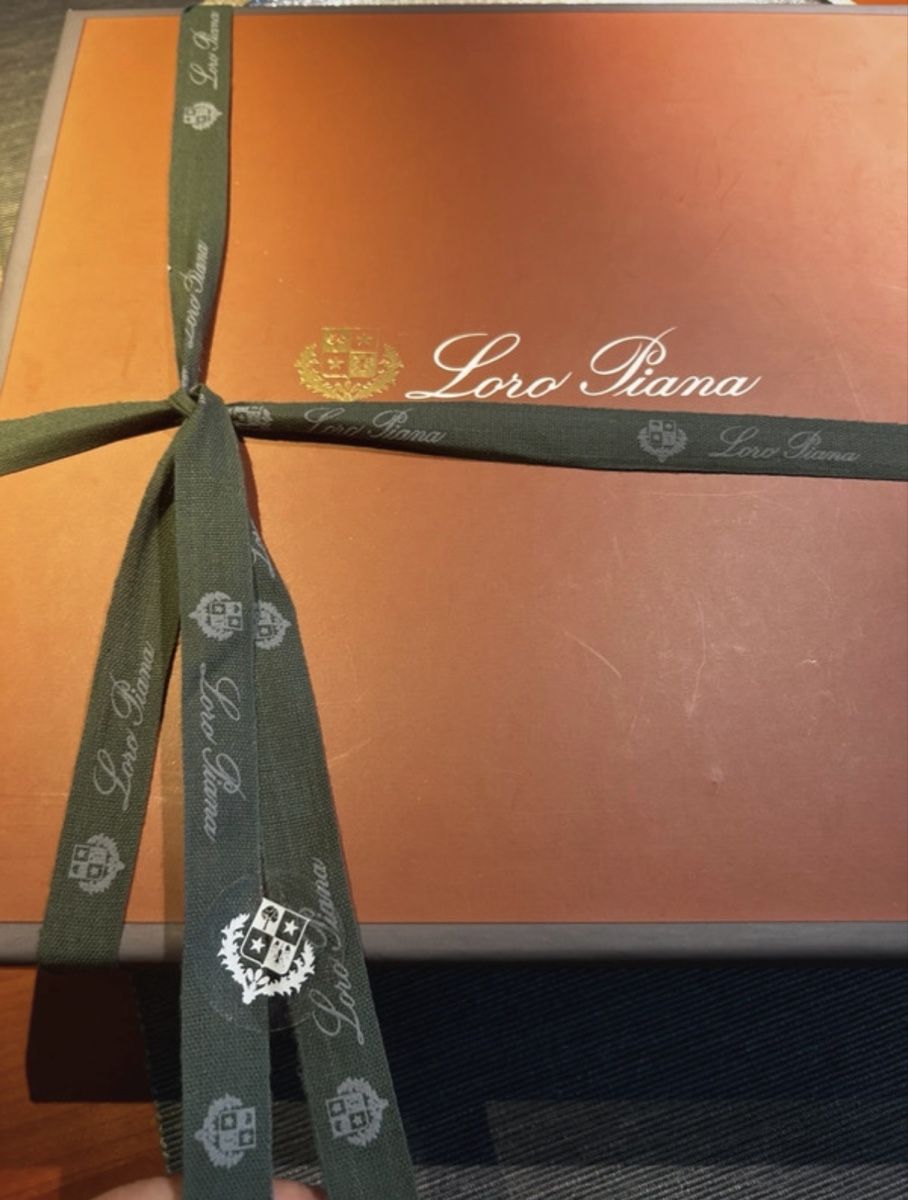 Loro Piana Guanti & manicotti: Loro Piana Cachemire gloves  – Nuovo (secondo la descrizione) da Plan-Les-Ouates venduto da Loved_Panda_Clothing 1