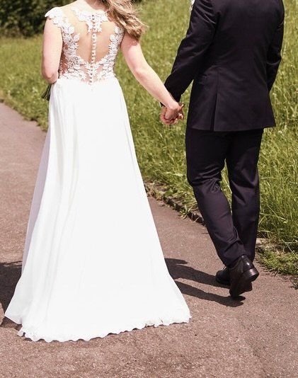 Robes: Secondhand Brautkleid Sabe "Guido", Grösse 38-40 – D'occasion à Brunnen par Herzig-Brautmode 1