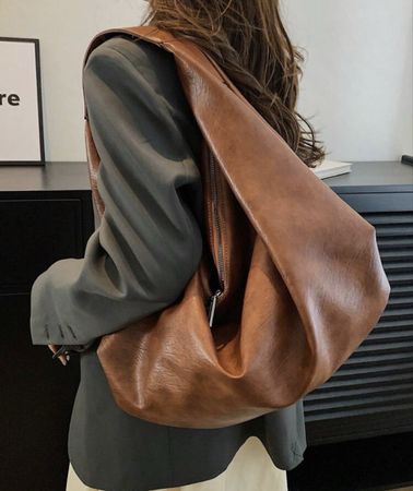 Braune Schultertasche aus Lederimitat - Herbst Hit!