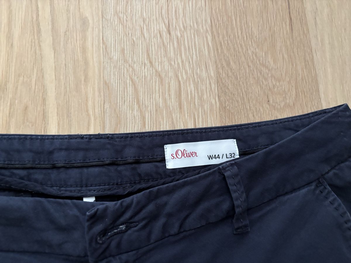 S.Oliver Pantaloni: Chino blau Gr. W44/ L32 s.Oliver – Usato da Gwatt (Thun) venduto da Bioethanol01 2