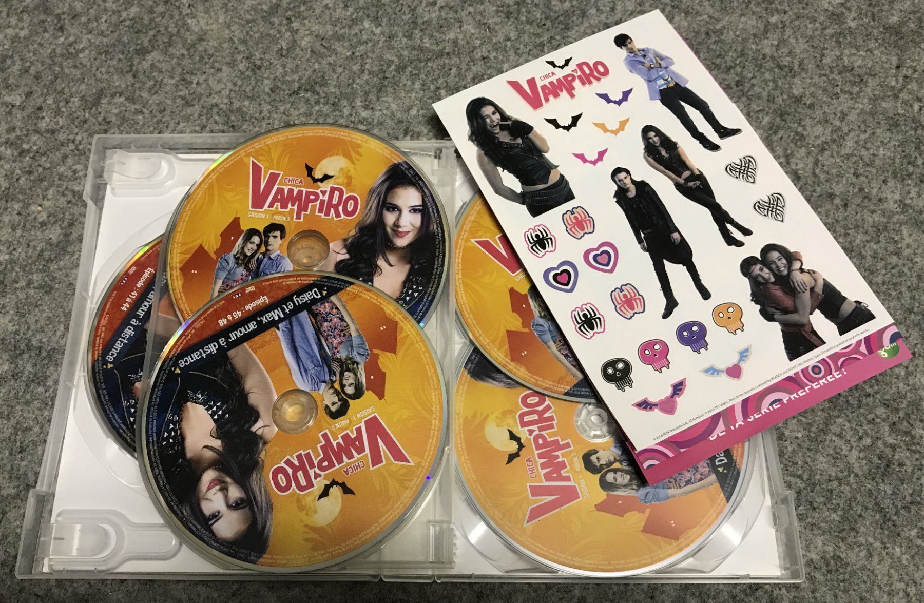 Tutti i DVDs: DVDs- Chica Vampiro- Saison 1- Partie 3 – Usato da Guntershausen venduto da Gloominati 2