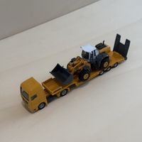 Siku camion MAN porte-engins + chargeuse Liebherr 580