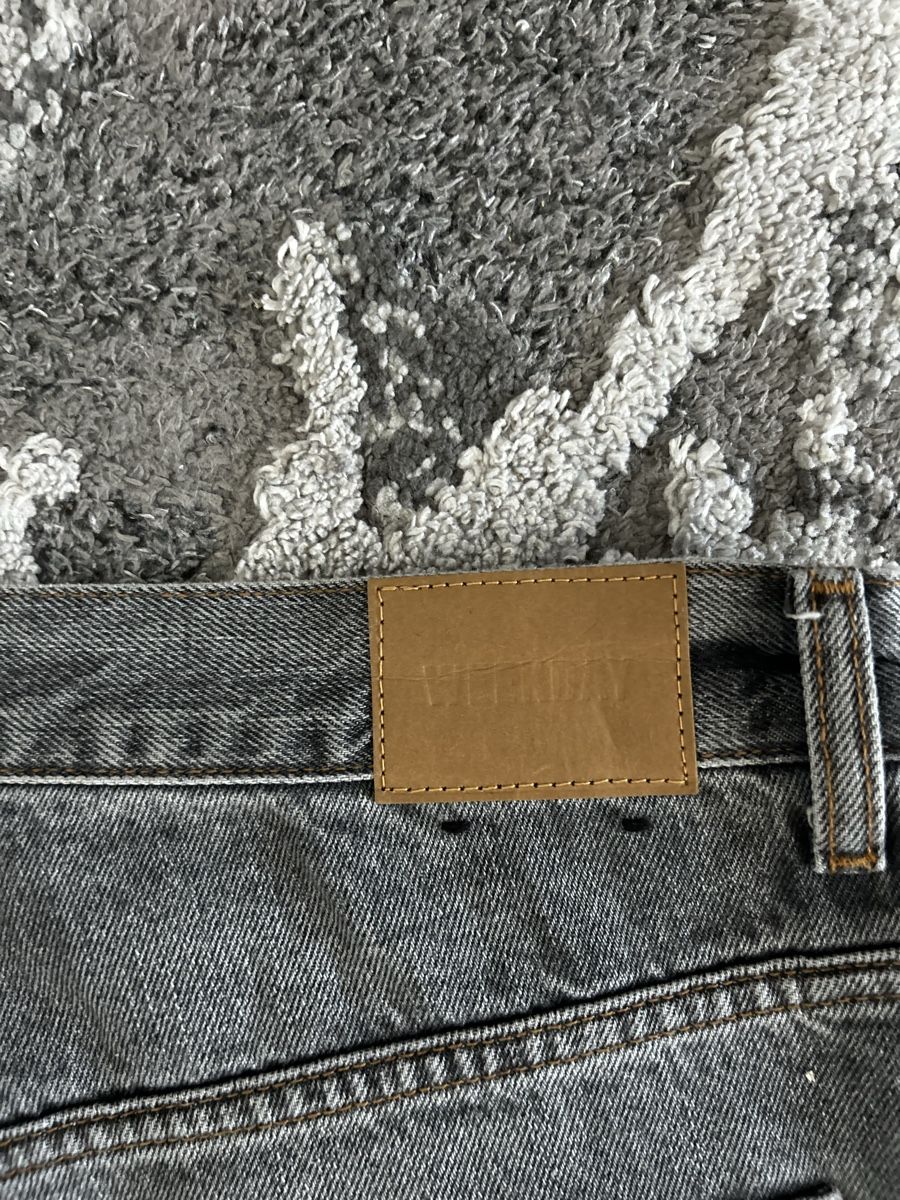 Weekday Jeans: Weekday straight fit Jeans 34/34 – Nuovo (secondo la descrizione) da Zürich venduto da ger_wp6z 2