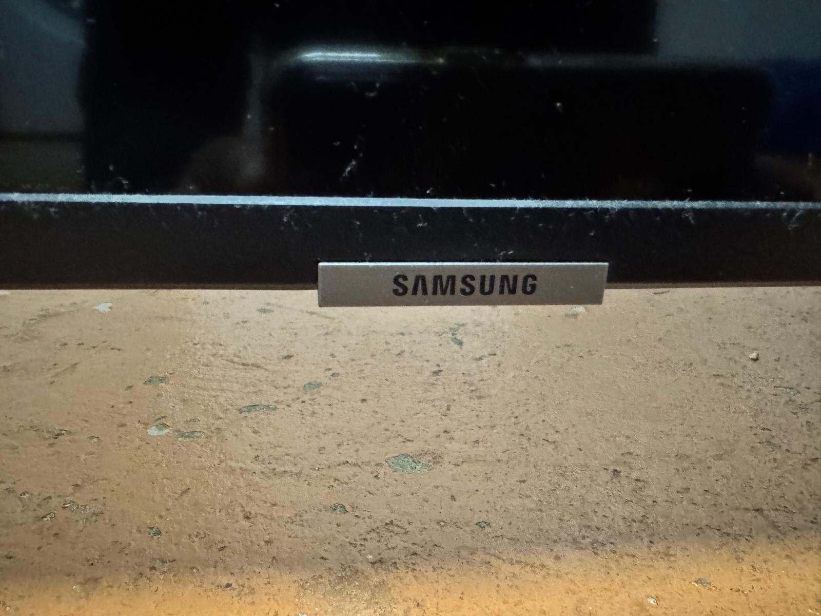 Samsung Televisori: Samsung UE58NU717 – Usato da Winterthur venduto da kei_z5z5 2