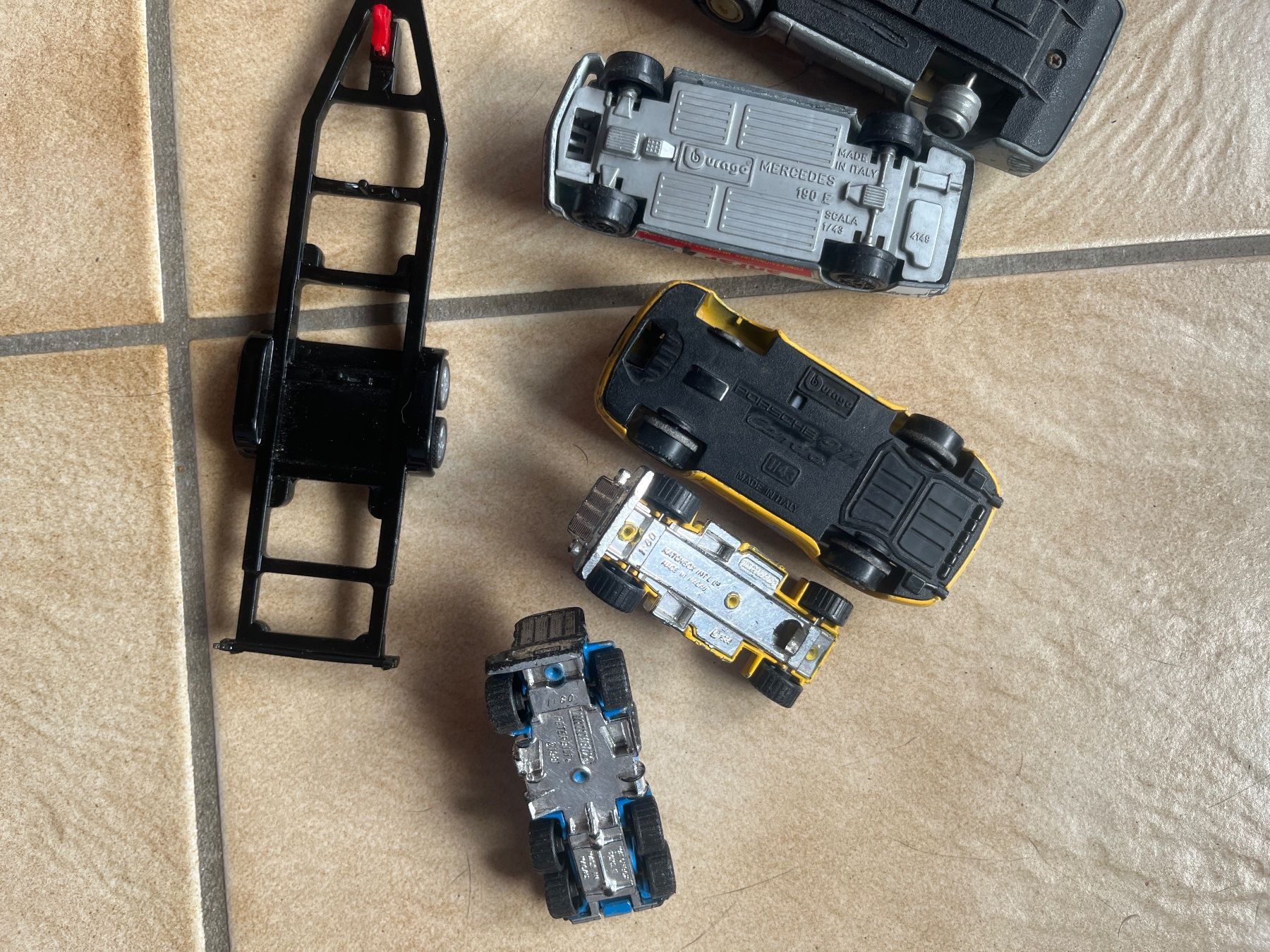 Bburago Modellini d'auto: Lot de modèles réduits BURAGO, MC Toy, SIKU, MATCHBOX... – Usato da Vernayaz venduto da Darkfrost 4