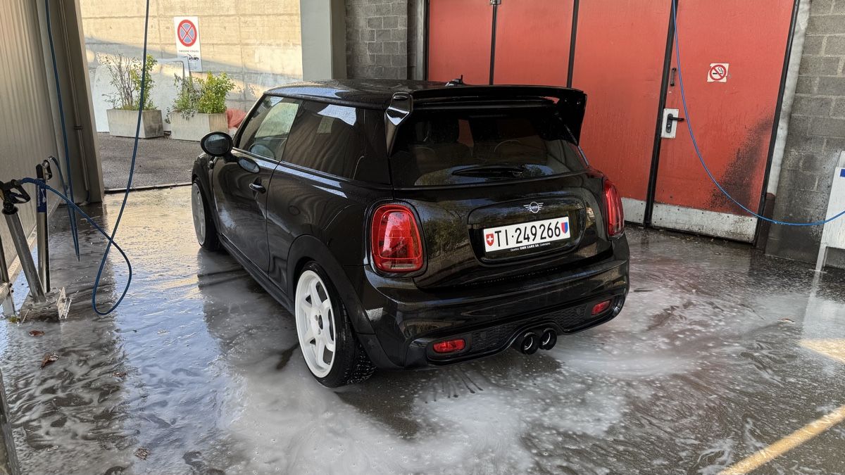 Mini Accessori per altri veicoli: Alettone mini cooper f56 – Usato da Caslano venduto da tuning21 3