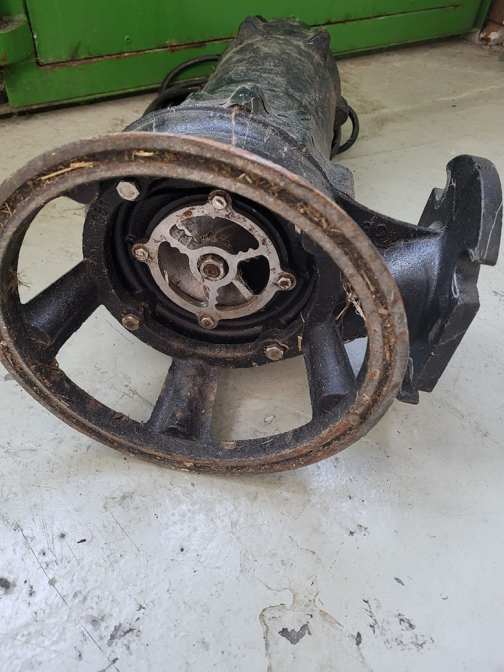 Riscaldamento: Tauchschneidpumpe 4 kw – Difettoso da Giswil venduto da Hans83 1