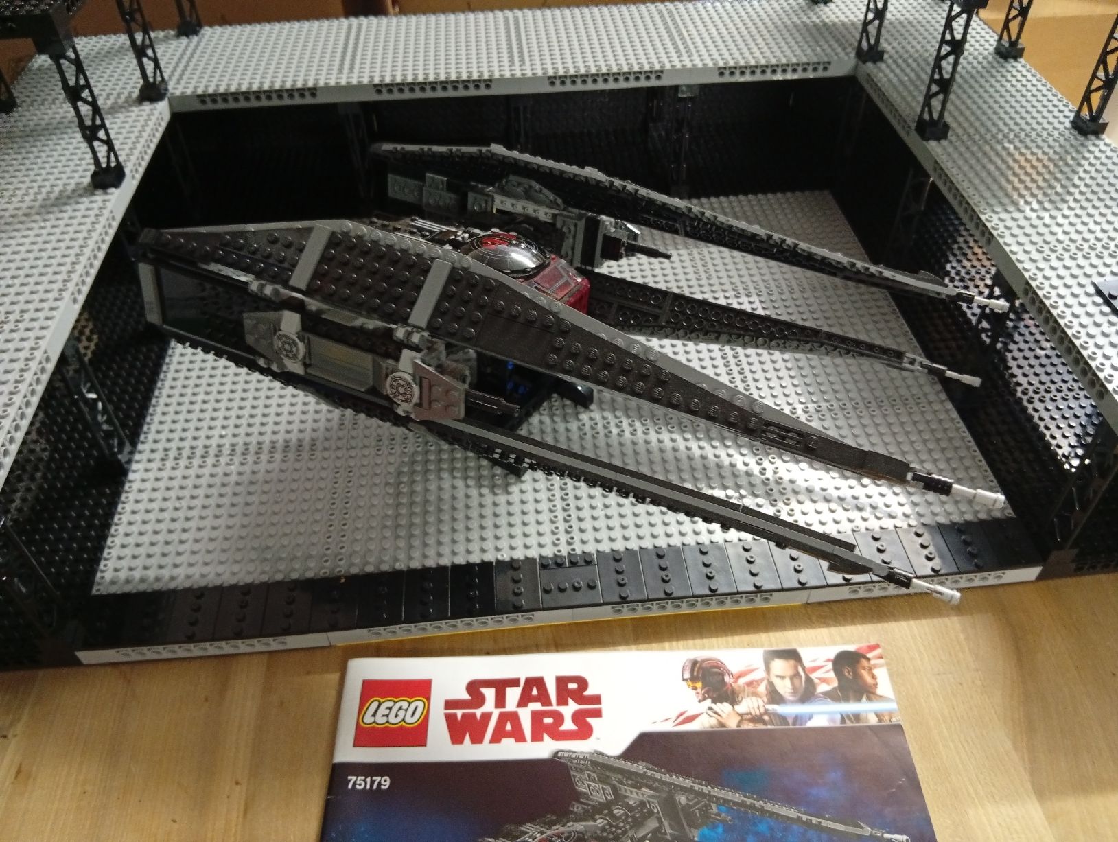 Lego Jeux de construction: Lego Star Wars 75179 – D'occasion à Trun par kawak1 4