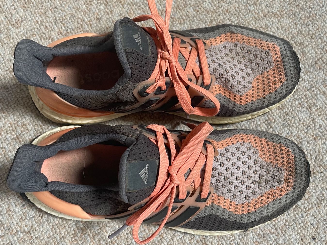 Adidas Scarpe da donna: Adidas UltraBoost Laufschuh 36 – Usato da Hittnau venduto da fio_88dg 1