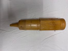 Antiker Wetzsteinhalter, Dekorative Schweizer Handwerkskunst