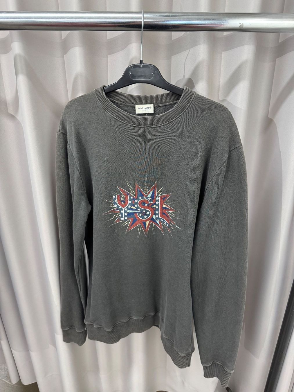 Saint Laurent Maglioni & Felpe: Oversized Yves Saint Laurent Sweater – Usato da Luzern venduto da CAZS_Luzern