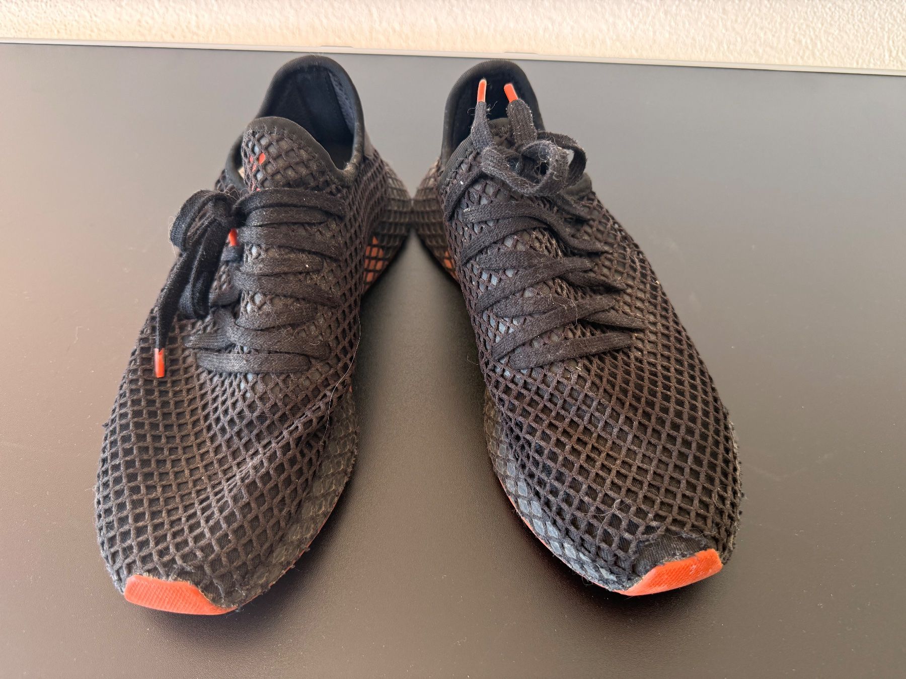 Scarpe da uomo: Adidas Deerupt Runner 'Red Carpet Pack' – Usato da Triesen venduto da mal_97wr