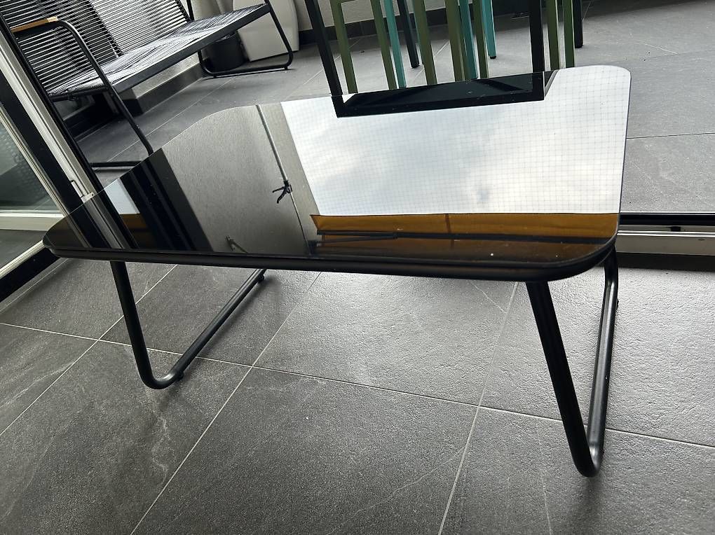 Tavoli: Tavolino in vetro da esterno – Usato da Sementina venduto da denis922903 1