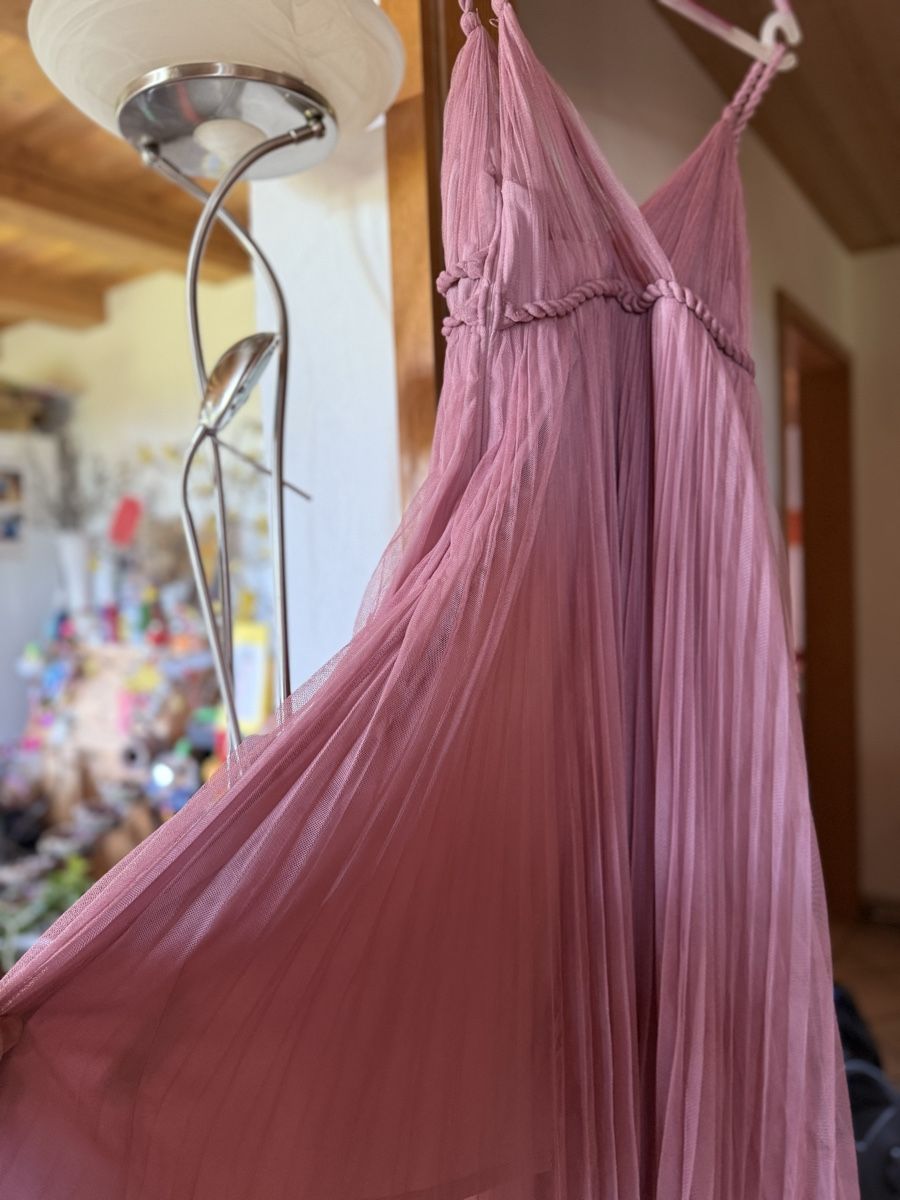 Vestiti: Herziges Kleid ASOS – Nuovo (secondo la descrizione) da Amlikon-Bissegg venduto da Flowers_Blossom 1