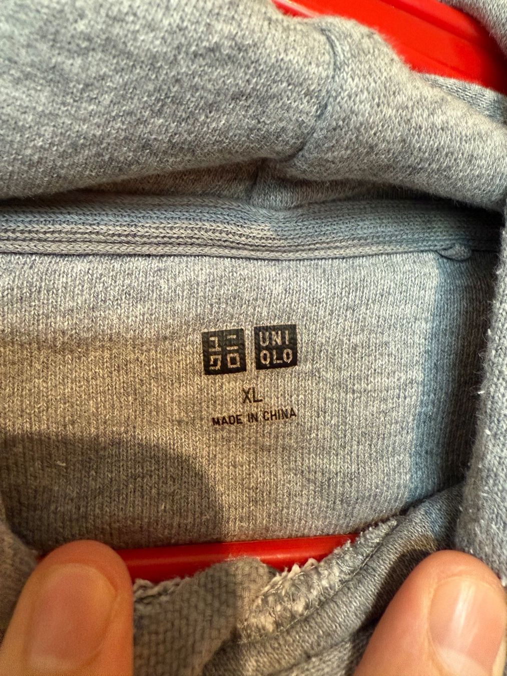 Maglioni & Felpe: Uniqlo Hoodie – Usato da Birmensdorf ZH venduto da T_Richard 4