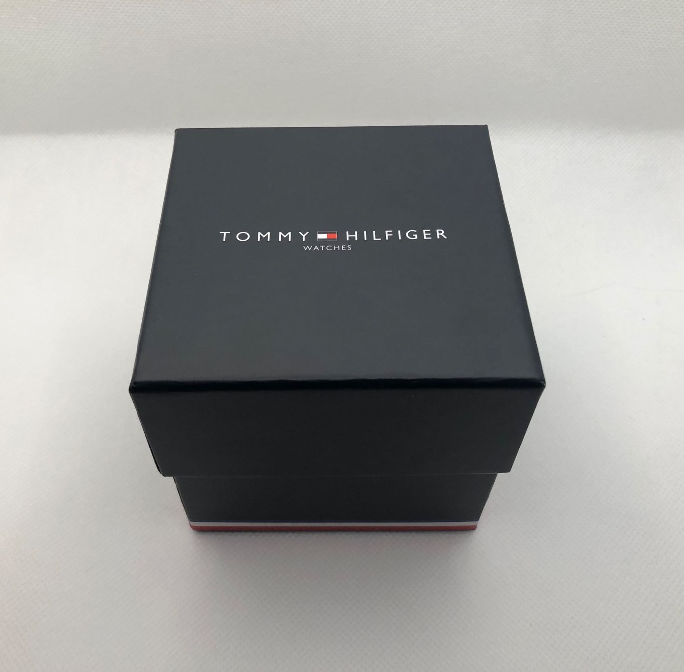 Tommy Hilfiger Orologi: Tommy Hilfiger goldene Damenuhr – Nuovo e nell'imballaggio originale da Thun venduto da tulu_1995 1