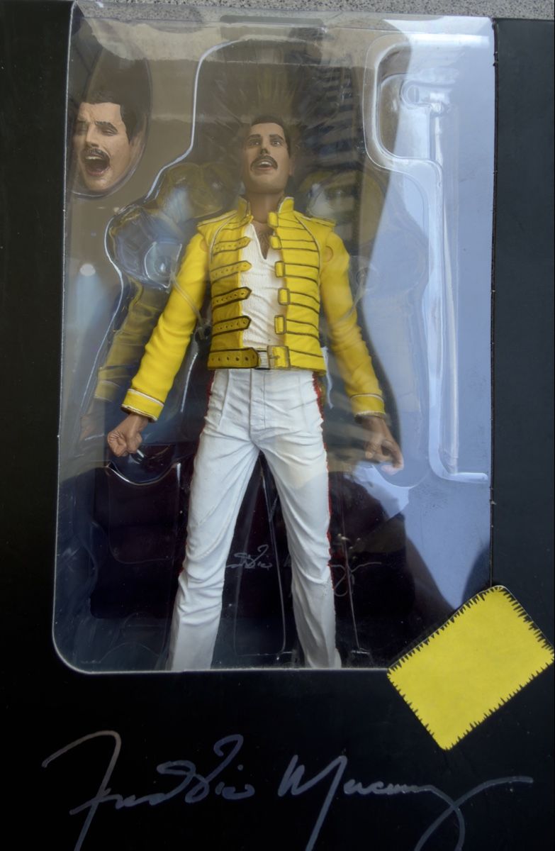 Figuren: Freddie Mercury Actionfigur, neu, OVP – Gebraucht aus Zürich von Fidel59 3