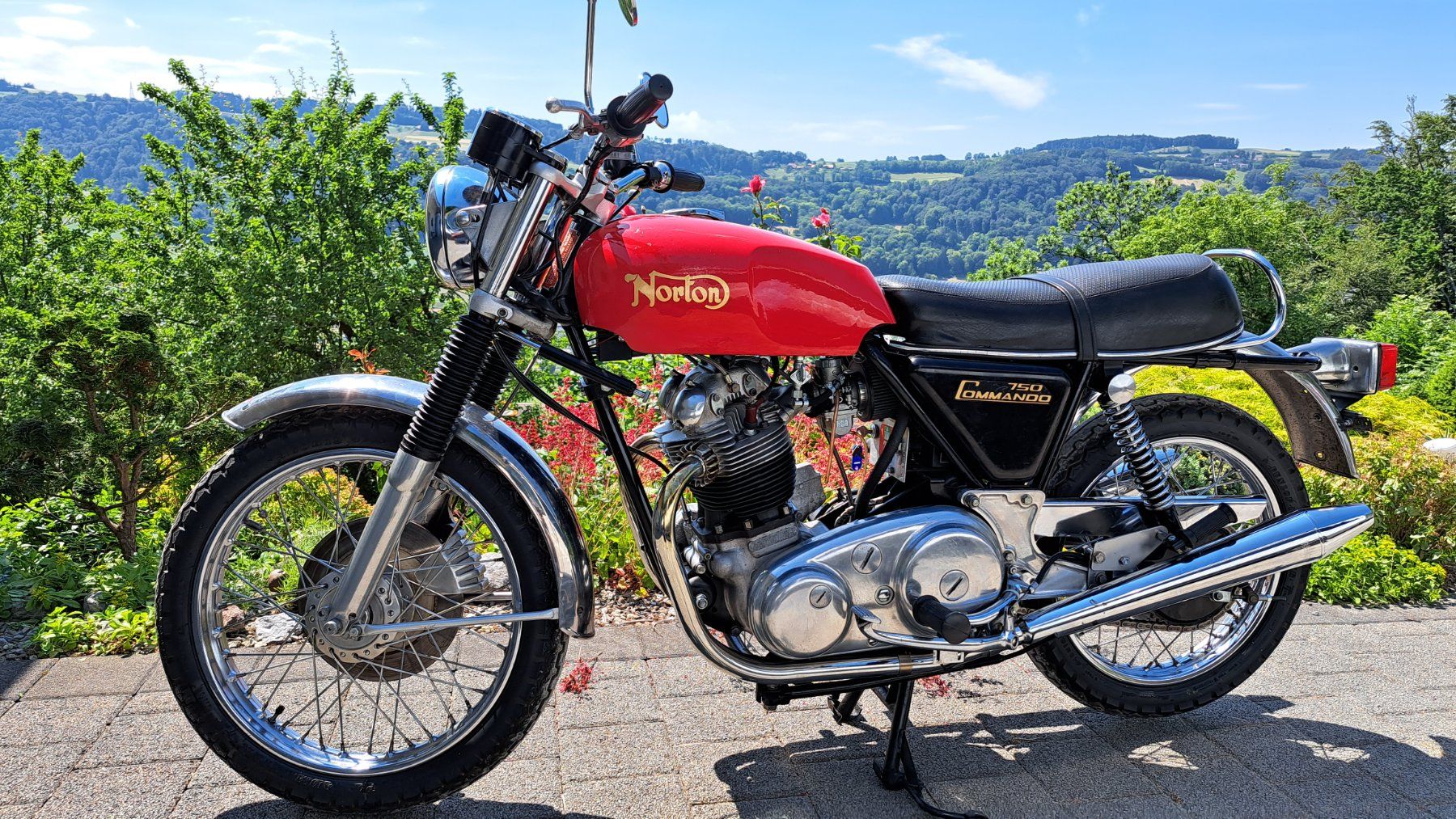 Norton Strada: Norton Commando 750ccm "Combat" – Usato da Belpberg venduto da Reno51