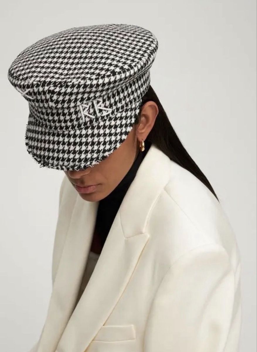 Ruslan Baginskiy Copricapi, berretti & cappellini: 100% ORIGINAL RUSLAN BAGINSKIY WOOL HOUNDSTOOTH BAKER HAT – Nuovo (secondo la descrizione) da Döttingen venduto da SenKirman