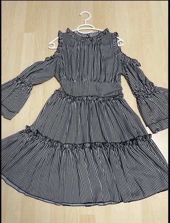 Elegant Maje striped dress - size 1
