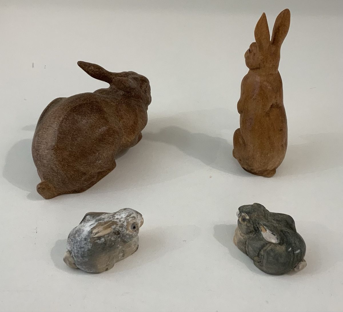Statuette: Lot de 4 lapins en bois – Usato da rolle venduto da Tontonjulot 2