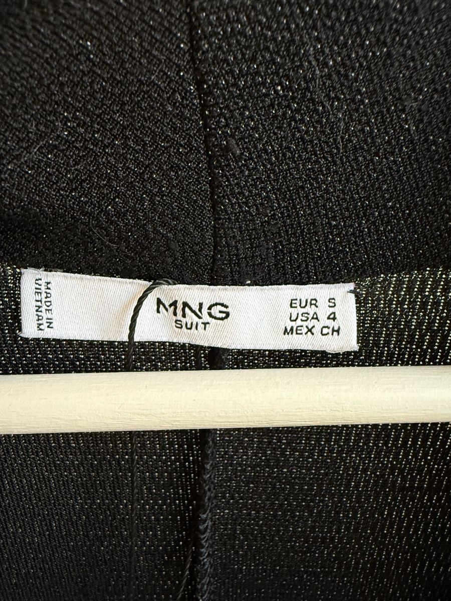 Mango Vestiti: Robe noire scintillante Mango, t.36/S – Usato da Tavannes venduto da Thriftshop 5