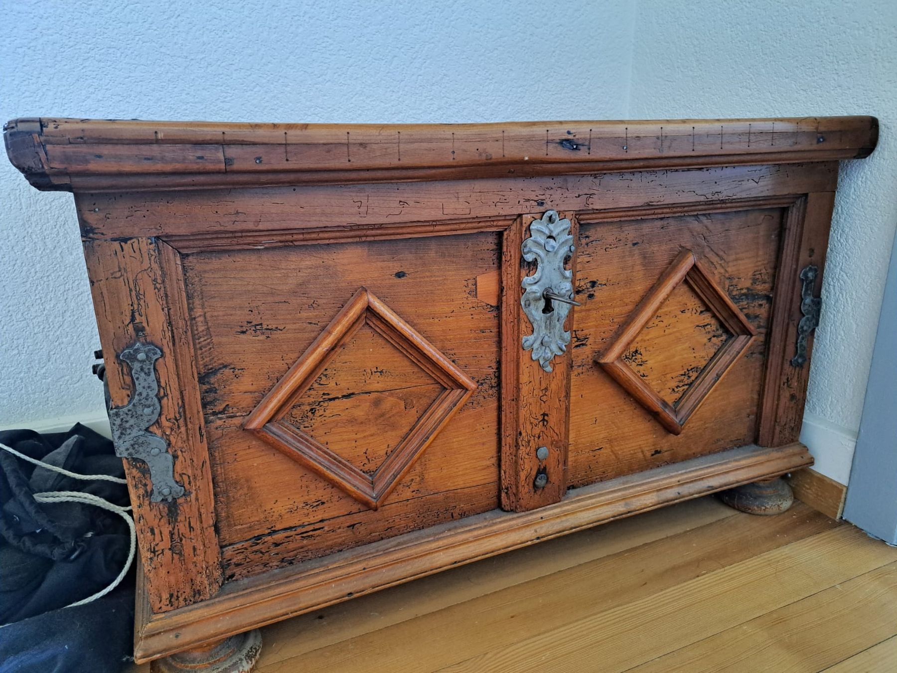 Truhen: antike Truhe – Gebraucht aus Rothenthurm von bianci61