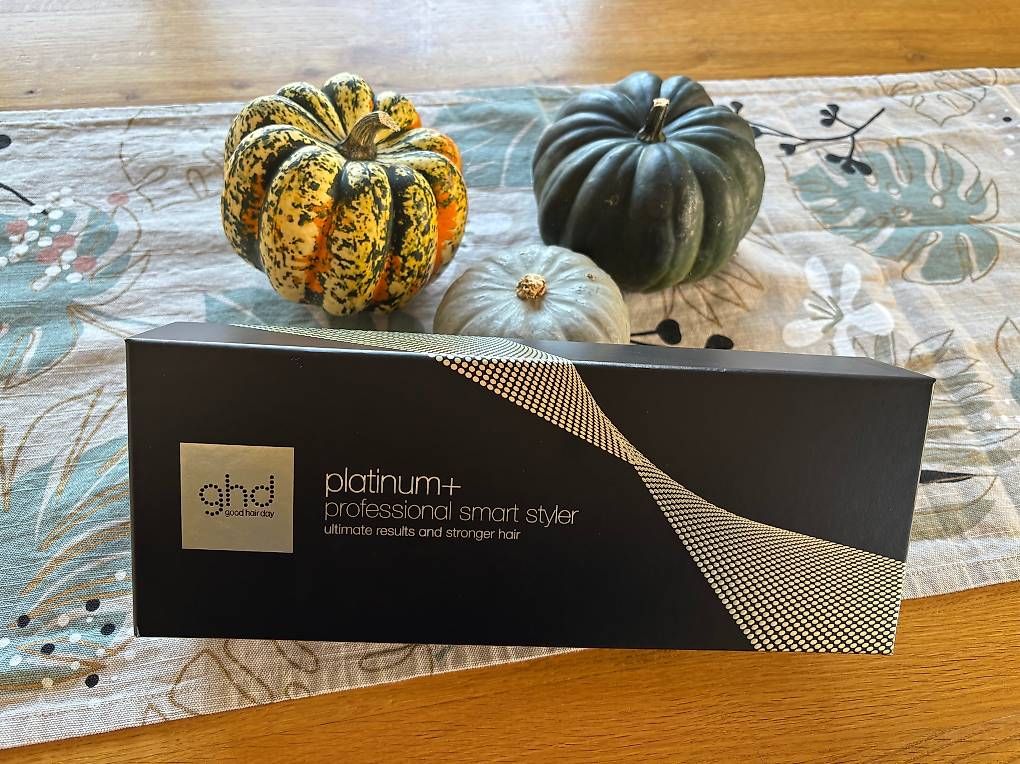 Lockenstäbe & Haarglätter: ghd platinum+ styler  – Neu und originalverpackt aus Balzers von DeliaSch.