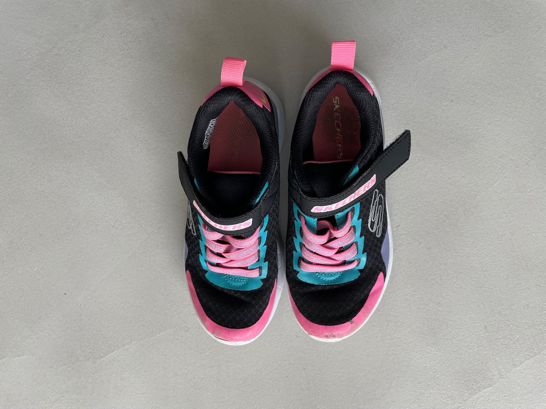 Skechers Chaussures filles: Skechers Turnschuhe, 31 – D'occasion à Siebnen par Nulu12 6