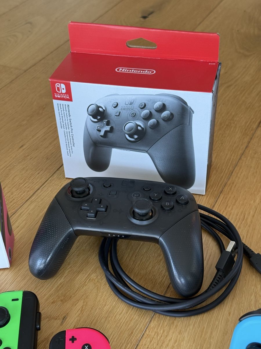 Nintendo Konsolen: Nintendo Switch Set - Top Zustand - OVP – Gebraucht aus Bettwiesen von J_Lino 4