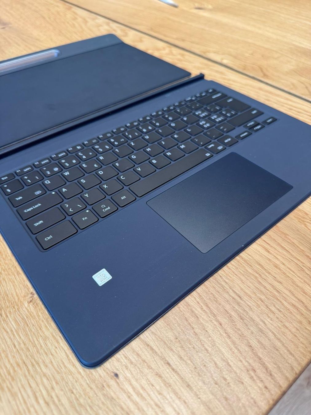 Samsung Tastaturen: Samsung Book Cover Keyboard Tab S9 Ultra CH Layout – Gebraucht aus Emmenbrücke von natelo 1