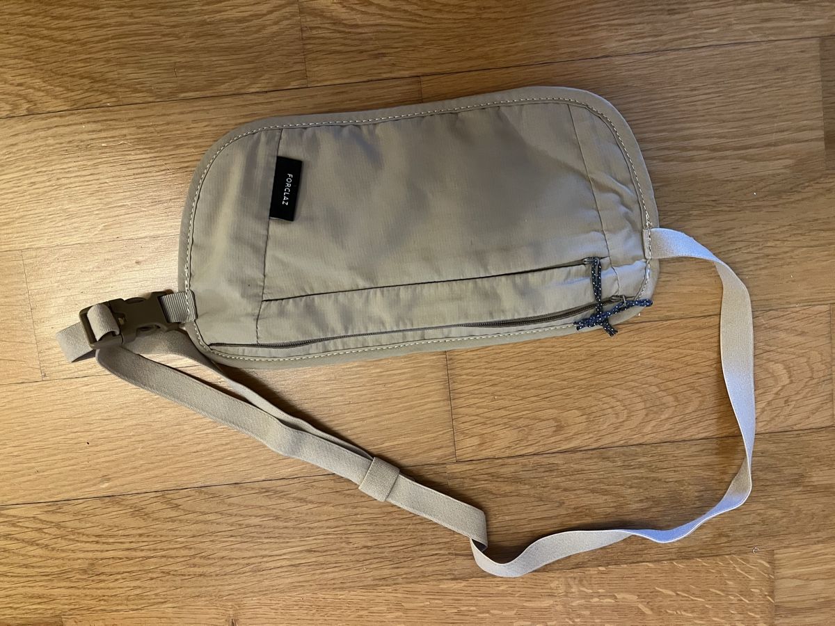 Decathlon Taschen: Bauchtasche – Neu (gemäss Beschreibung) aus Zürich von sar_tt2d