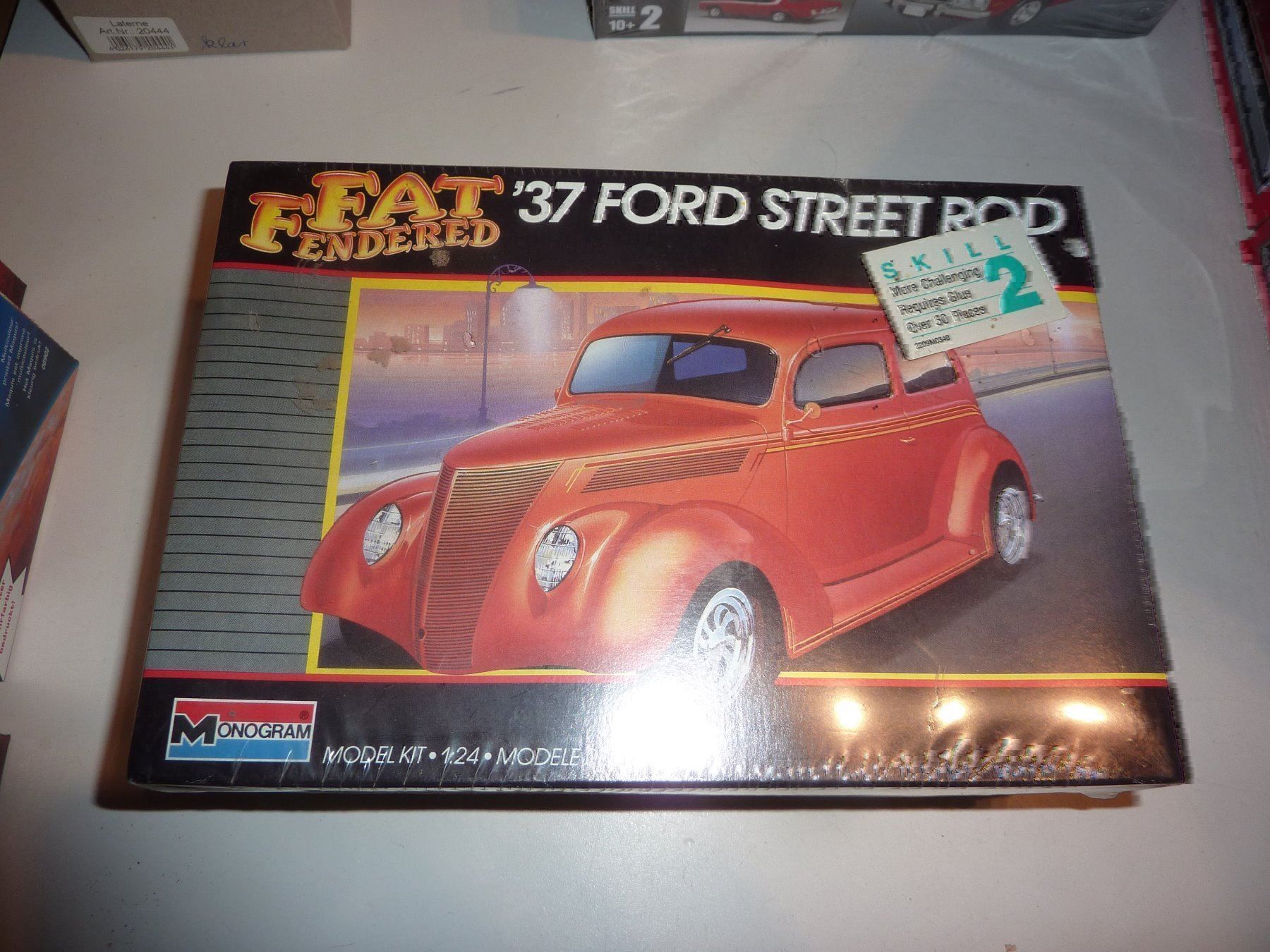 Kit di modellismo & Modellini statici: 37 FORD – Nuovo e nell'imballaggio originale da Balsthal venduto da bouteliee