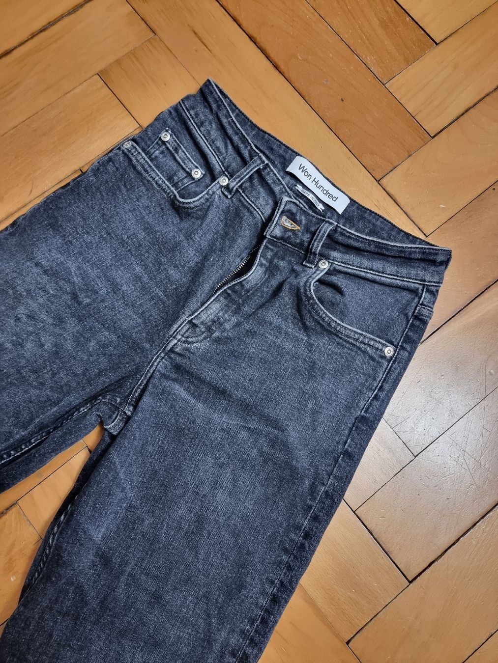 Jeans: Won Hundred Jeans 28/32 – Usato da Zürich venduto da NIxa 2