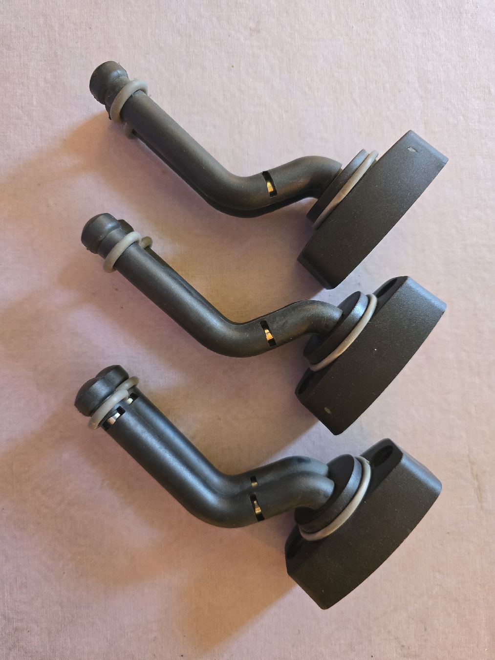 Musikinstrumente: 3 Stk. Gitarren Wandhalter ... – Gebraucht aus Zürich von Antiquedealer 1