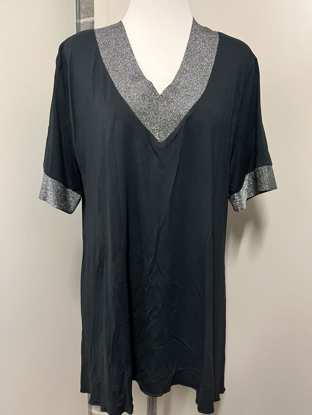 Blusen: Bluse, Viskose, Gr. M/L, NP 59.- – Neu und originalverpackt aus Interlaken von Jasmin_Flower