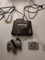 Nintendo 64 Konsole mit Controller und Spiel guter Zustand