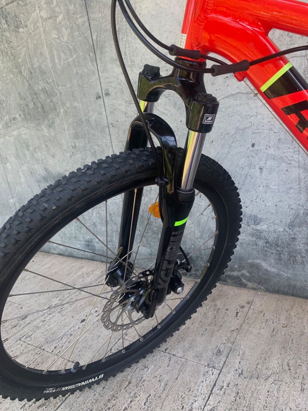 Vélos: VTT enfant 24" – D'occasion à Chêne-Bougeries par dsherbini 1