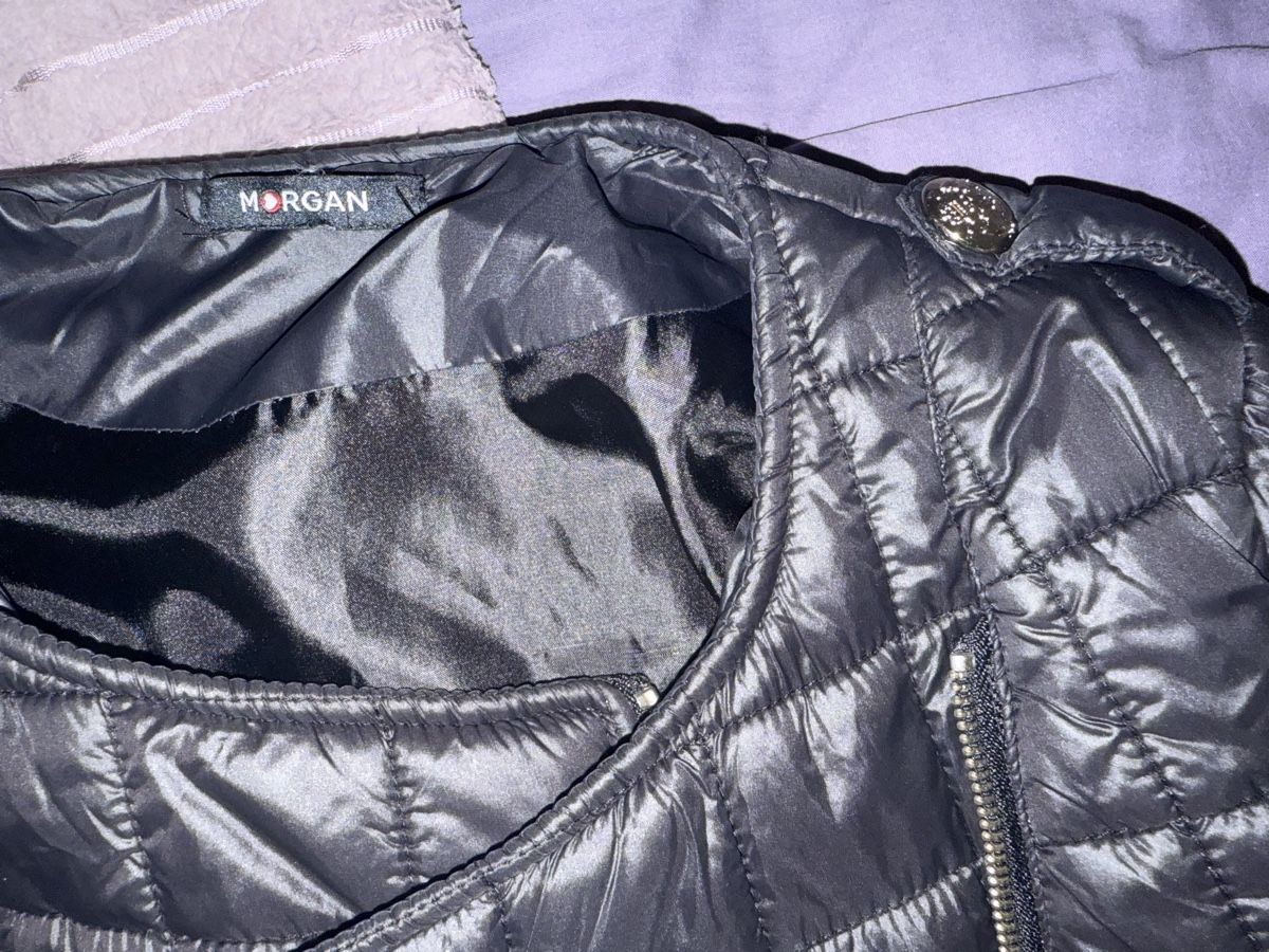 Morgan Giacche: Morgan schwarze Jacke mit Gold Details – Usato da Winterthur venduto da yar_dpp8 4